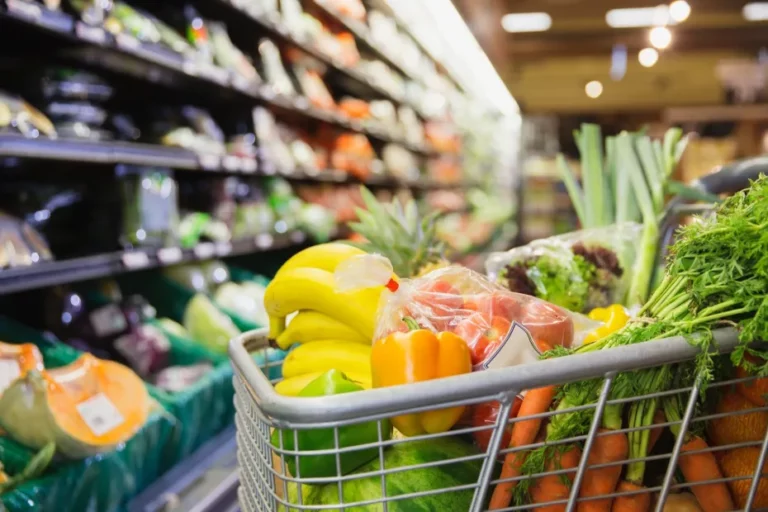 Grocery in a cart
