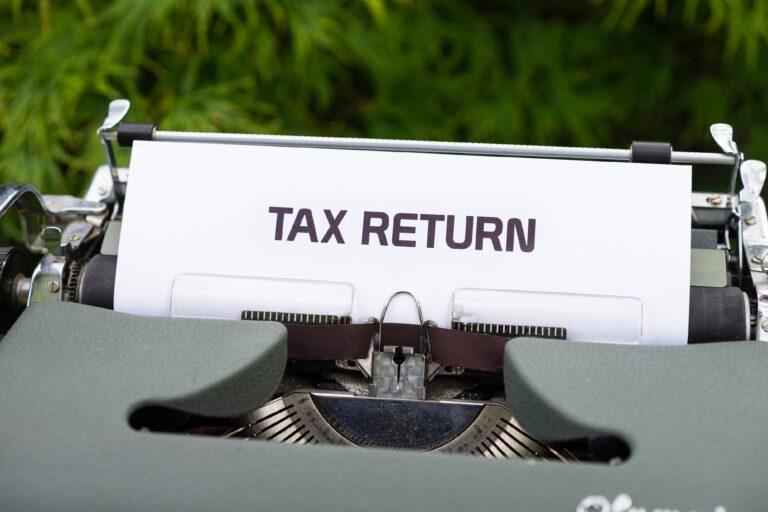 Strategic Tax Filing in Canada: 6 Ways to Breakthrough the Competition